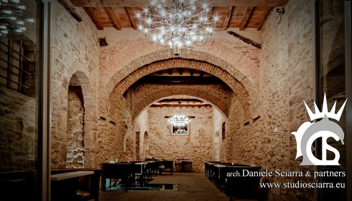 La sala ristorante del Castello di Montignano